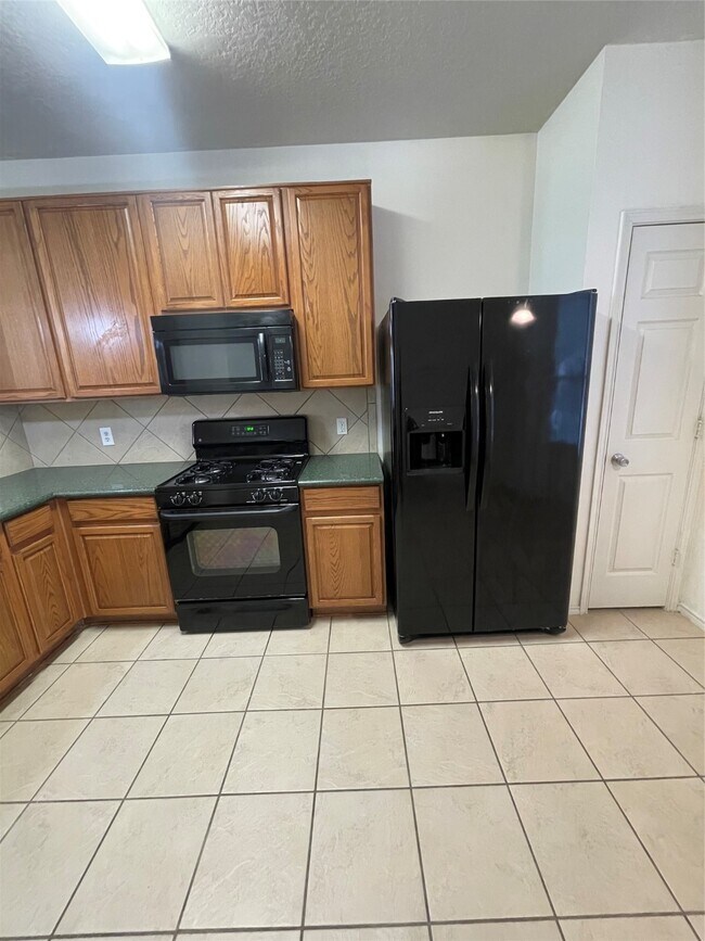 Building Photo - 3528 Glenmore Meadow Dr