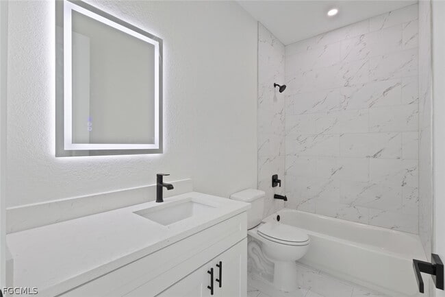 Building Photo - 4306 NW 35th St