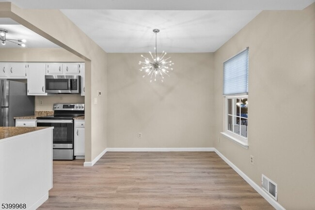 Building Photo - 1 Almond Dr