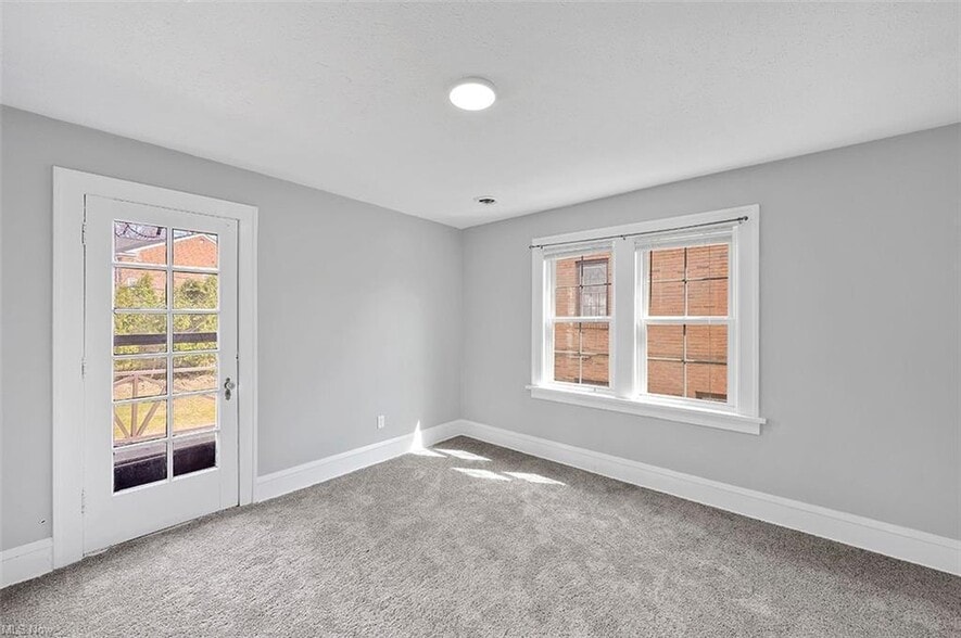 Building Photo - 3785 Washington Blvd