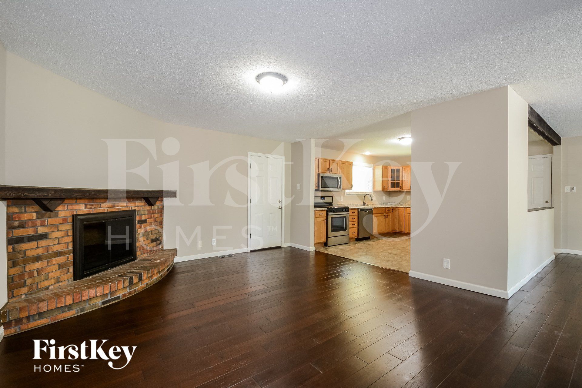 Building Photo - 3 Oak Point Ct