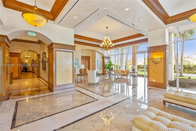 Building Photo - 16500 Collins Ave