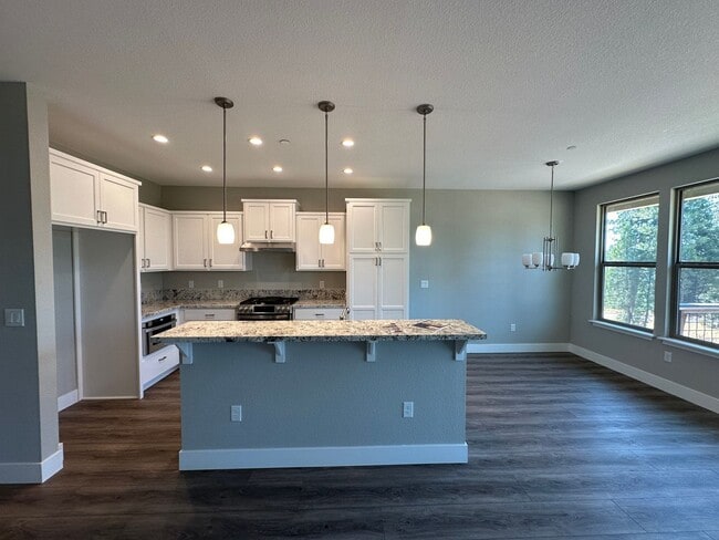 Building Photo - New Construction 3 Bedroom 2 Bathroom Home