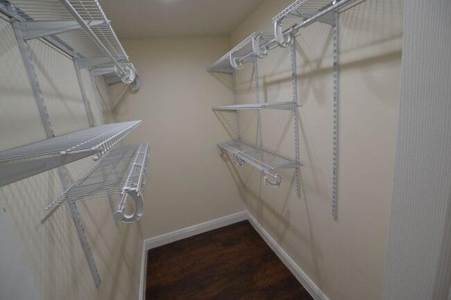 Building Photo - Newly remodeled, 3 bedroom, 2 bath home near Southern University loaded with amenities!