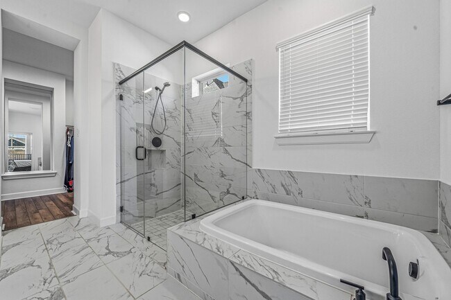 Building Photo - 7415 Denali Dr