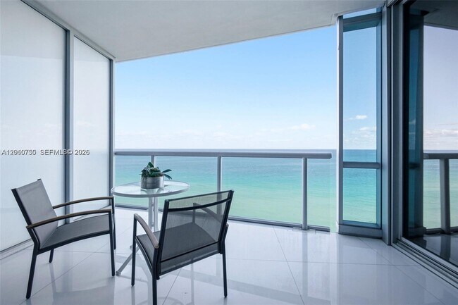 Building Photo - 17121 Collins Ave