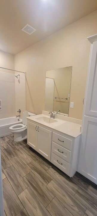 Building Photo - 5415 Rose Garden Loop