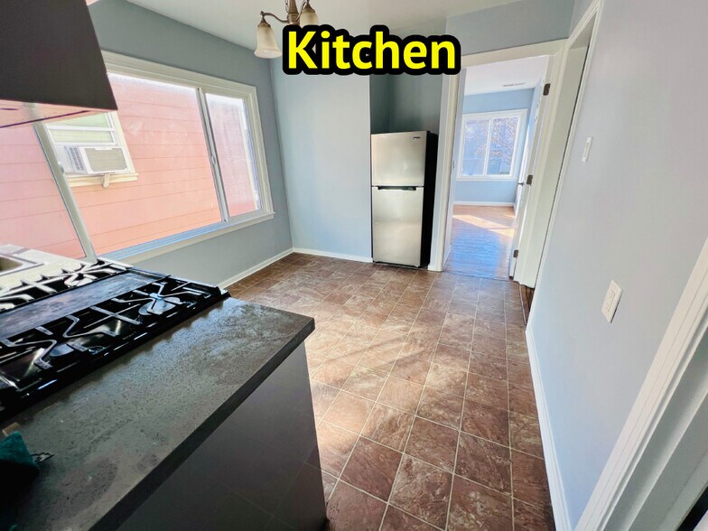 Building Photo - 660 Railroad Ave