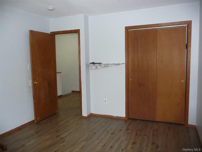 Building Photo - 39 Cedar Ct