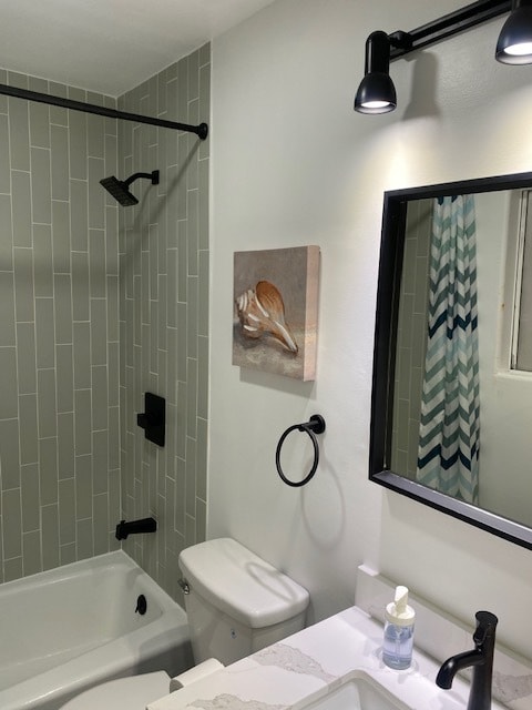 Building Photo - 213 Moonstone St