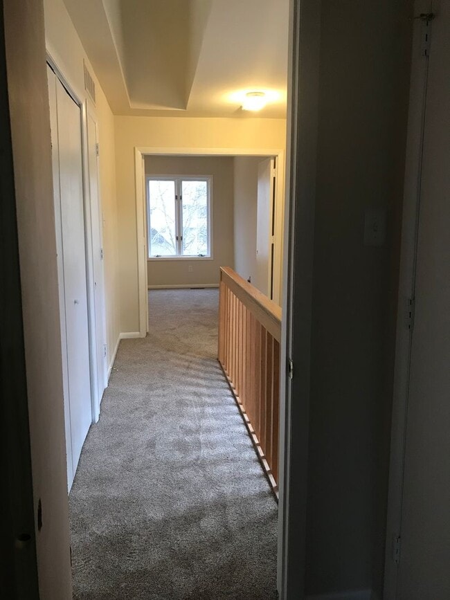 Building Photo - 2 bedroom, 2.5 bath townhome in Pike Creek