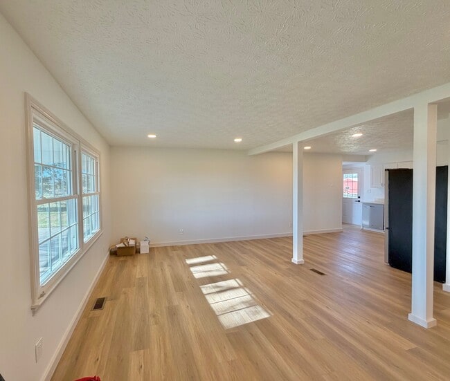 Building Photo - 9148-CROTTINGER-RD