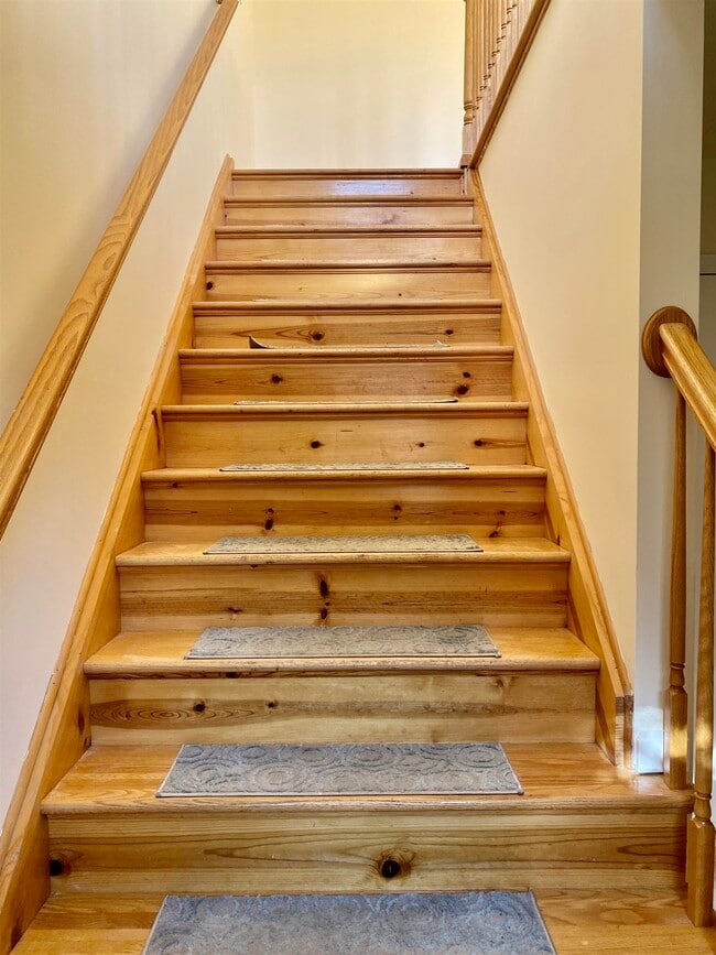 Building Photo - 217 New York Ave