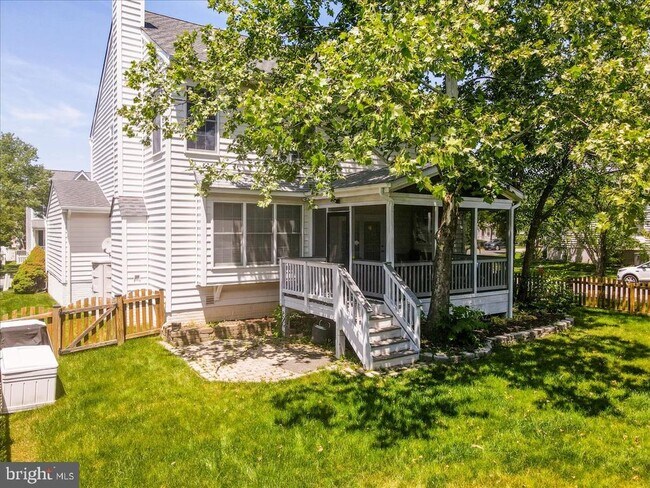 Building Photo - 42631 Harris St