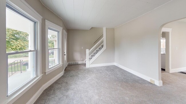 Building Photo - Brooklyn Centre - 3 Bedroom Single Family ...