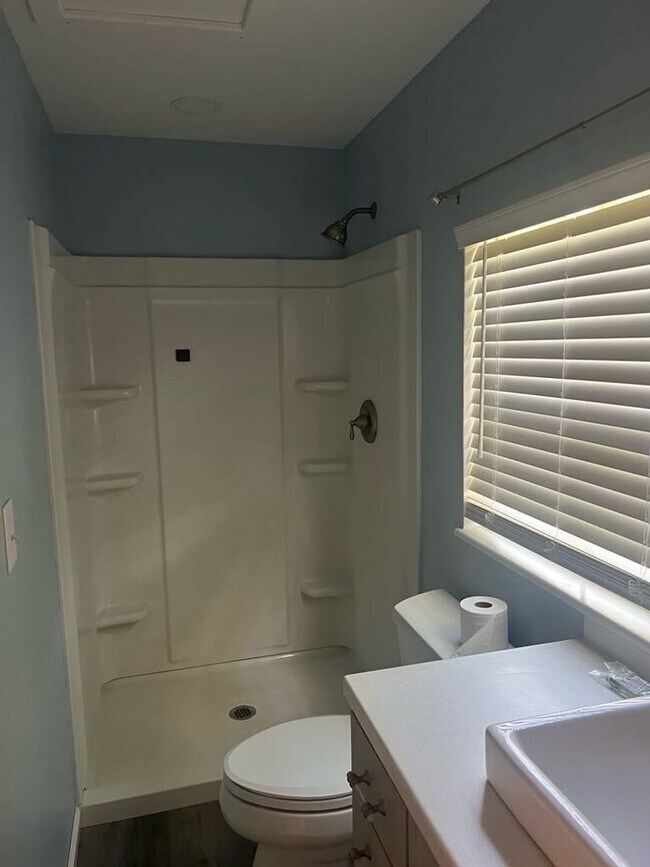 Building Photo - Tiny House for Rent