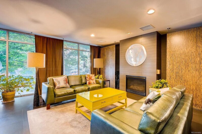 Building Photo - 1150 Vine St