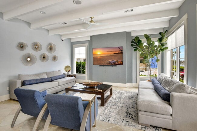 Building Photo - 3606 S Ocean Blvd