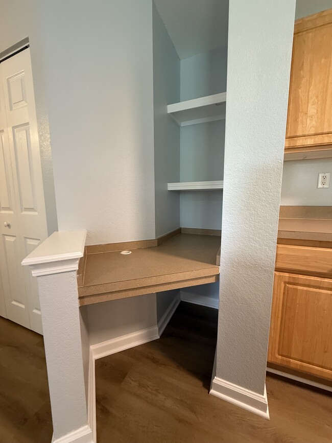 Building Photo - 440 S Villa San Marco Dr