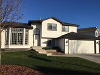 Building Photo - Coming Soon – Spacious 4 Bed, 3.5 Bath Hom...