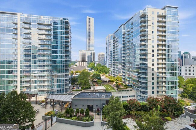 Building Photo - 1080 Peachtree St NE