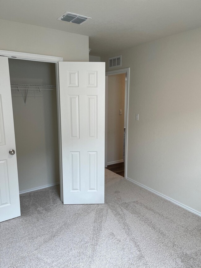 Building Photo - 4146 Lily Glade Ln