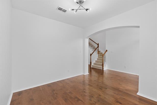 Building Photo - 2050 Ashbourne Dr