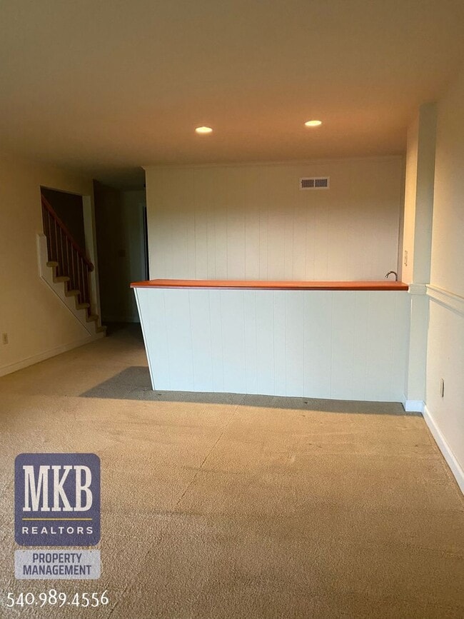Building Photo - 3377 Kelly Ln