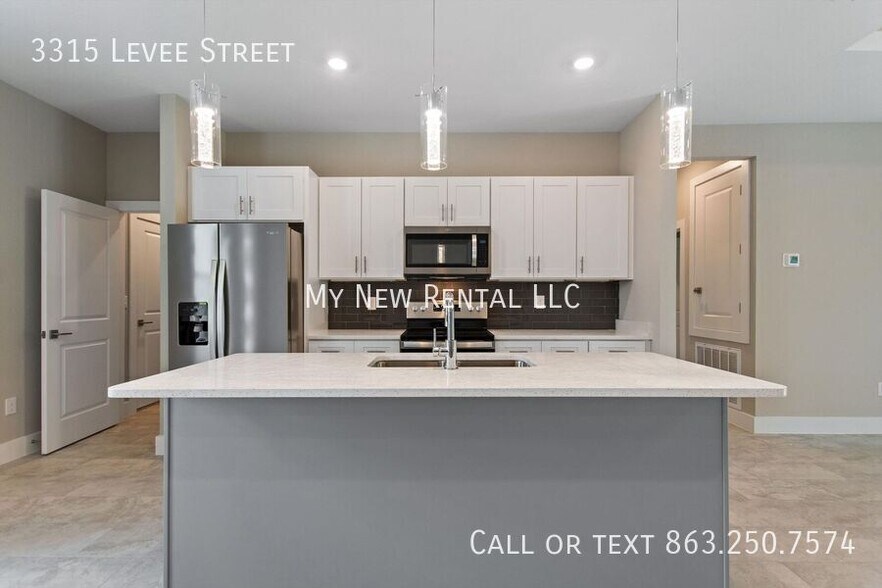 Building Photo - 3315 Levee St