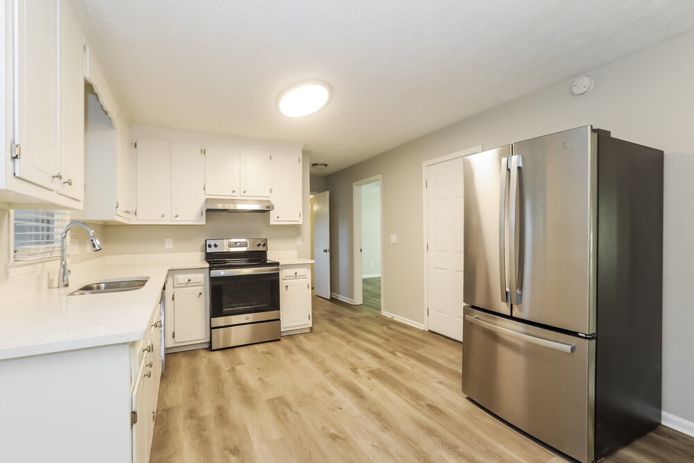Building Photo - 709 Fallowfield Dr