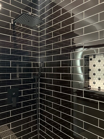 Building Photo - 7111 Scarborough Peak Dr