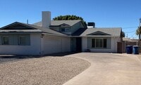 Building Photo - 121 E Santa Cruz Dr