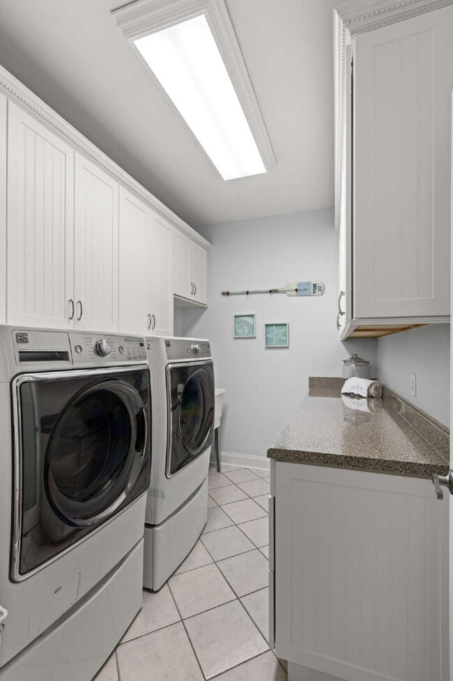 Building Photo - 112 Cherry Grove Dr
