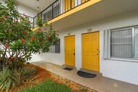 Building Photo - 3000 Lake Osborne Dr