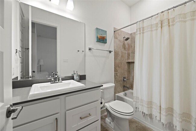 Building Photo - 1707 Brea Rdg Trl