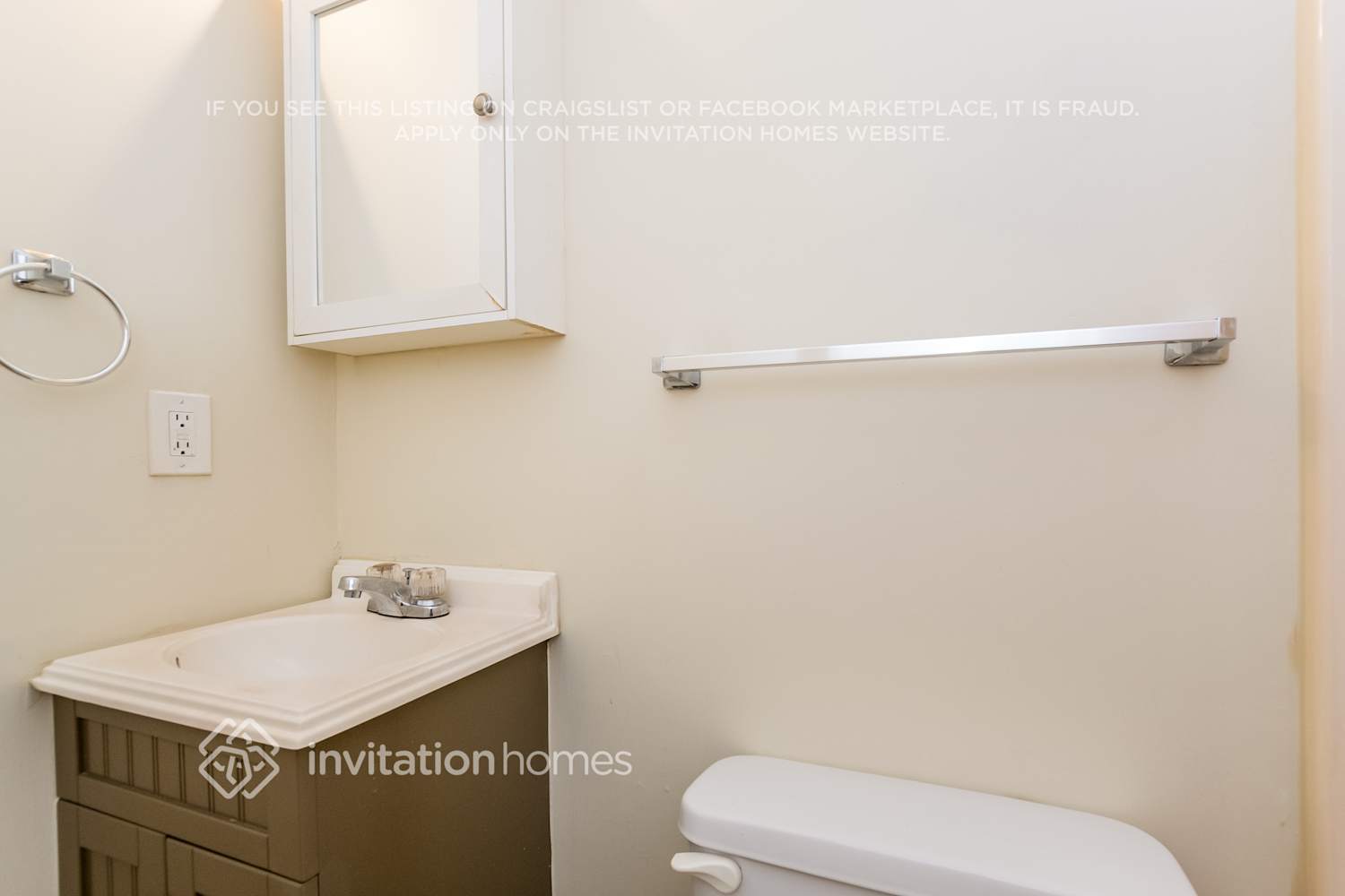 Building Photo - 5905 Sumter Dr