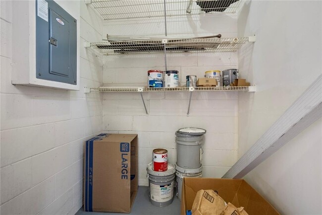 Building Photo - 832 Monopoly Ct