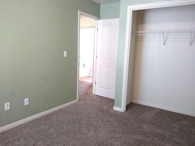 Building Photo - BEAUTIFUL 4 BED 2.5 BATH HOME FOR RENT IN LEHI!!!