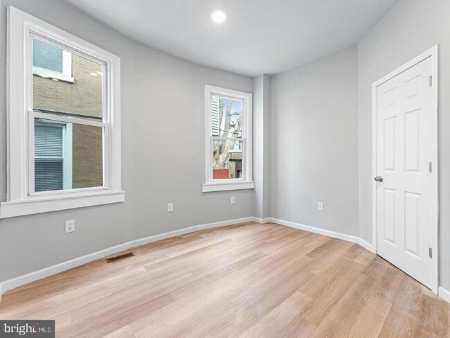 Building Photo - 1511 N 54th St