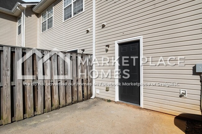 Building Photo - 11352 Michelle Way