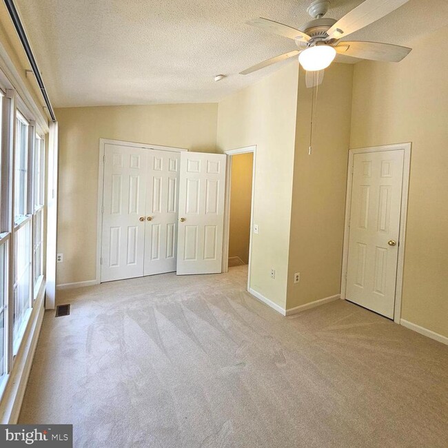 Building Photo - 7235 Parson's Ct