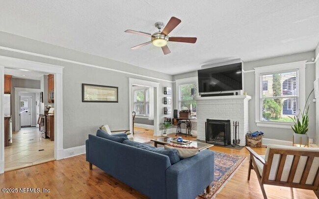 Building Photo - 2623 Forbes St