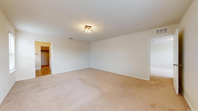 Building Photo - 344 Autumn Rouge