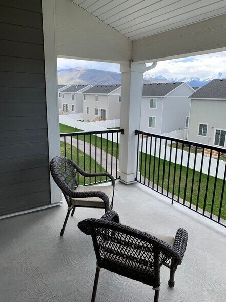 Building Photo - 13032 S Tortola Dr