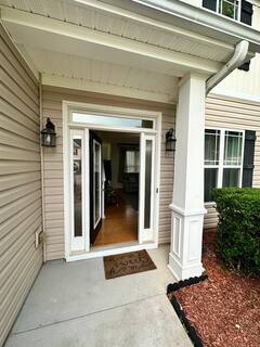 Building Photo - 7061 Skippingstone Way