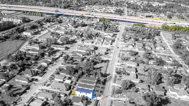 Building Photo - 4008 Bennington St