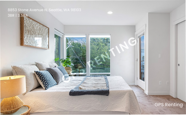 Building Photo - 8853 Stone Ave N