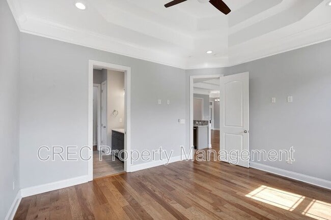 Building Photo - 1339 Winterberry Ave