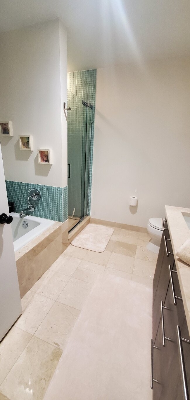 Building Photo - 317 Hudson Park