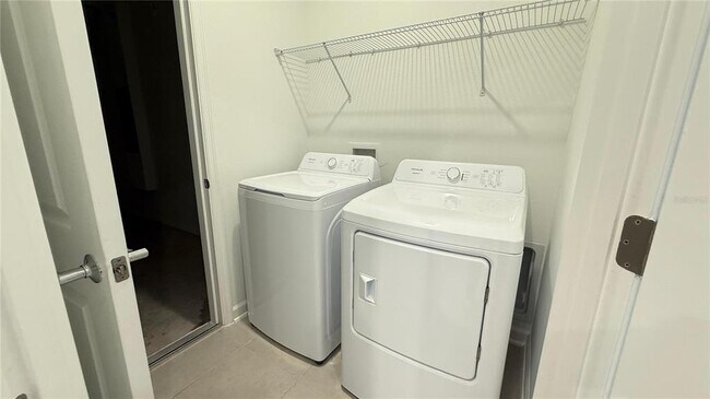 Building Photo - 5131 BRIDGEHAVEN Rd